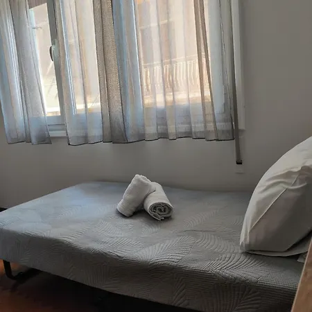 Twins - Museum Apartment